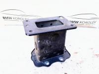Кронштейн усилителя передний левый Kia Ceed (2007-2012) 647101H010