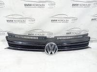 Решётка радиатора, "Чёрный satinschwarz" Golf Plus 2005-2014  5M0853653L9B9