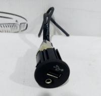 Разъем USB AUX Juke (F15) 2011-2019 28023BH00A
