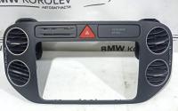 Рамка магнитолы Golf Plus 2005-2014  5M0858069NVAL