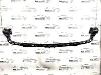 Кронштейн заднего бампера ценральный VW Golf VI (2008-2013) 5K6807863