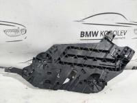 Кронштейн фар левый Octavia (A5 1Z-) 2004-2013 ПОСЛЕ 2009 ГОДА  1Z0941613