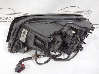 Фара правая volvo XC90 2002-2015    31290889