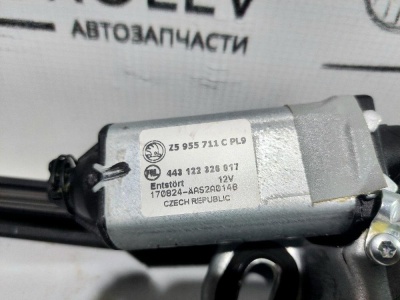 Моторчик стеклоочистителя задний Octavia (A5 1Z-) 2004-2013 ЛИФТБЭК    1Z5955711A