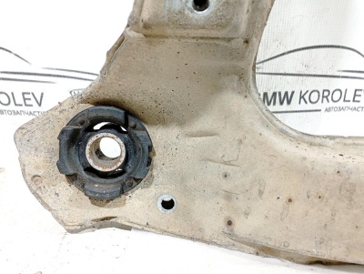 Балка подмоторная XC90 2002-2015     31277153