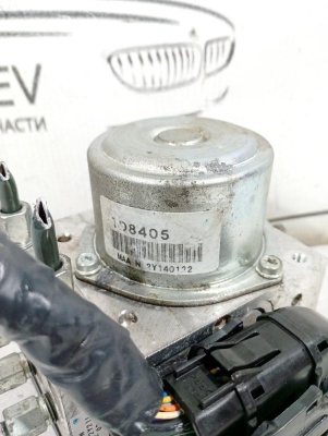 Блок ABS (насос) Juke (F15) 2011-2019 1.6 HR16DE    47660BX81B