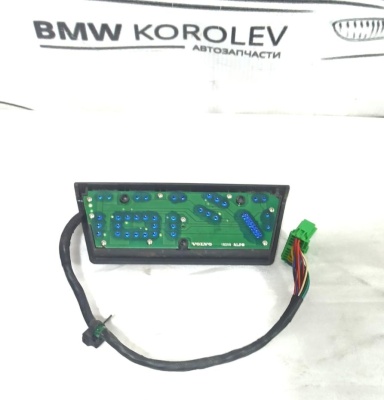 Блок кнопок управления сиденьем (пассажирского сиденья)  VOLVO XC90  39993745