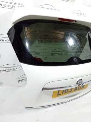 Дверь багажника белая Juke F15 2011-2019   K01001KAME