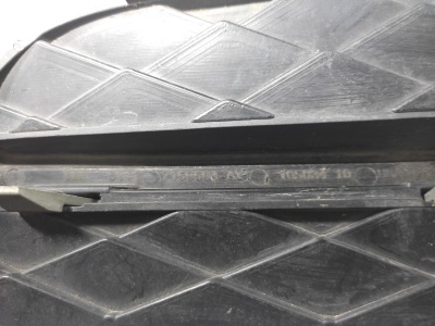 Решетка в бампер R BMW X5 E70  X5E70 51117159594