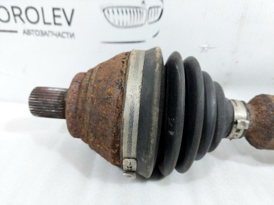 Полуось (привод) передняя правая Octavia (A5 1Z-) 2004-2013 МКПП    1K0407272RE