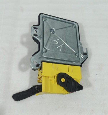 Блок управления подушек безопасности Skoda Octavia (A7) 2013-2020  3Q0959655AK