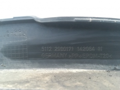 Накладка арки колеса задняя левая X1E84 51772990171