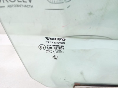 Стекло двери передней правой XC90 2002-2015    30779415