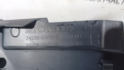 Пыльник CR-V 2007-2012 ПЕРЕДНЕГО КРЫЛА ПРАВОГО  74206SWWG01 CR-V 74206SWWG01