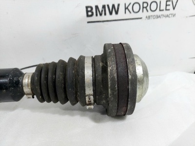 Полуось (привод) передняя правая Octavia (A5 1Z-) 2004-2013 МКПП    1K0407272RE