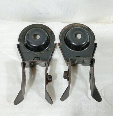 Кронштейны усилителя переднего бампера (комплект) Cruze 2009-2016  94816321  94816321