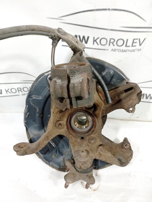 Кулак поворотный передний левый Octavia (A7) 2013-2020    5Q0407255N