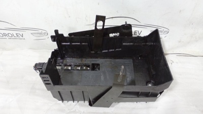 Крепление АКБ Cruze 2009-2016  13354419  13354419