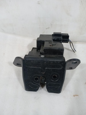 Замок багажника HYUNDAI IX35/TUCSON 2010-2015    812302S000