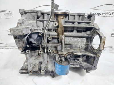 Блок двигателя  i30 2009-2017 1.4  G4FA   211002B600