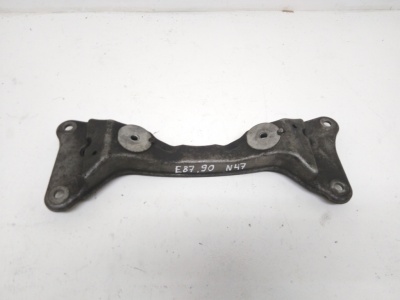 Опорная балка КПП BMW 3 E90 22316778033