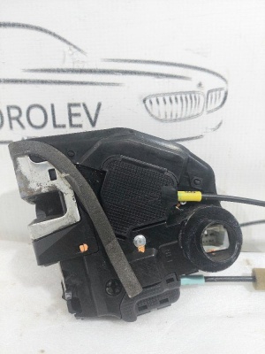 Замок двери задней левой Camry V40 2006-2011 ; Corolla E15 2006-2013    6906006090
