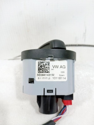 Переключатель света фар Rapid 2013-2020    5E0941431MIHA