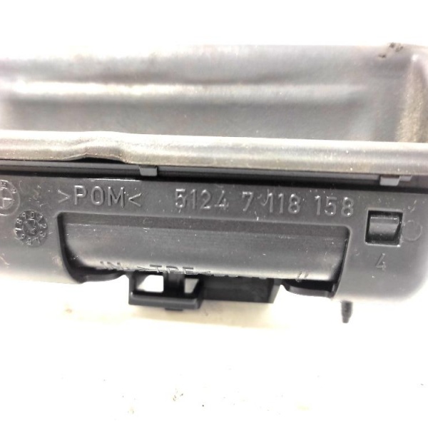 Кнопка открывания багажника BMW 5 E60 51247118158