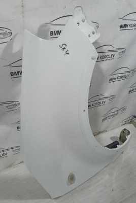 Крыло переднее правое (белое) Suzuki SX4 2006-2013  SX4 5761179J00