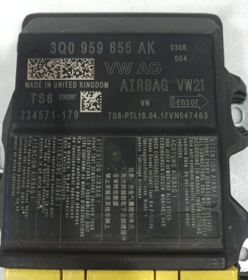 Блок управления подушек безопасности Skoda Octavia (A7) 2013-2020  3Q0959655AK