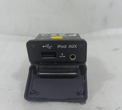 Разъем CEED (2007- 2012) USB AUX  Ceed 96120-1H000