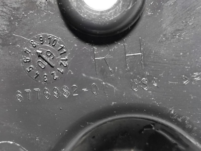 Защита грязевая правая  X5E70 33316776982