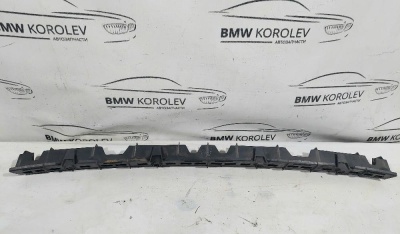 Направляющая (Кронштейн) заднего бампера Octavia (A5 1Z-) 2004-2013    1Z9807863