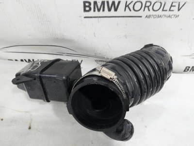 Патрубок воздушного фильтра Qashqai (J10) 2006-2014 2.0 MR20DE    16576JD20A