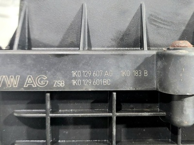 Корпус воздушного фильтра 2.0  Octavia (A5 1Z-) 2004-2013    1K0129607AG