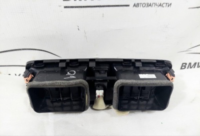 Дефлектор воздушный SX4 2013> ЦЕНТРАЛЬНЫЙ   SX4 7361061M00C48