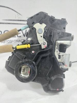 Замок двери передней левой Camry V40 2006-2011 ; Corolla E15 2006-2013    6904002300