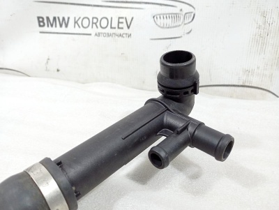 Патрубок системы охлаждения Octavia (A7) 2013-2020    5Q0122051BJ