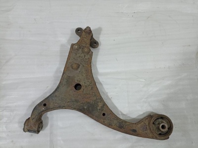 Рычаг передний правый Ceed 2007-2012  545012H000 Ceed 545012H000