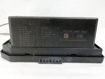 Блок предохранителей Qashqai (J10) 2006-2014  284B7BB02C