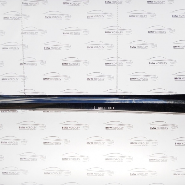 Накладка порога М-пакет левая (черная) BMW 3 E90 51778041141