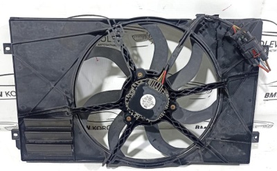 Диффузор вентилятора Golf Plus 2005-2014   1K0121205N