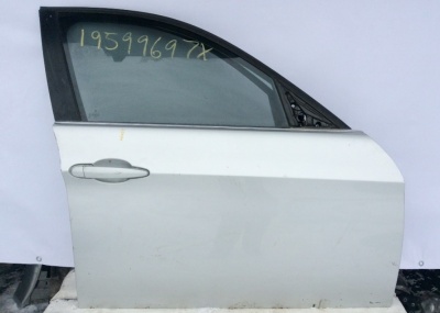 Дверь передняя правая (серебристая) E90  41007203644