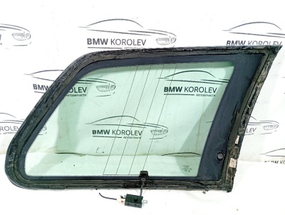 Стекло кузовное глухое левое XC90 2002-2015    31385865