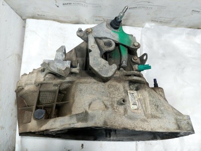 МКПП Qashqai (J10) 2006-2014;X-Trail (T31) 2007-2014  2.0 MR20DE 2WD    32010JD200