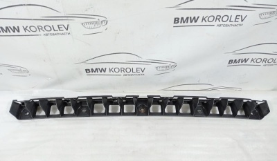 Кронштейн центральный заднего бампера Rapid 2013-2020    5JH807863A