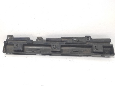 Кронштейн накладки на порог BMW 3 F30 51777256915