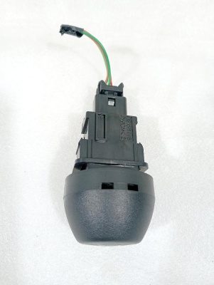 Кнопка блокировки дифференциала RAV 4 2006-2013   8472442020