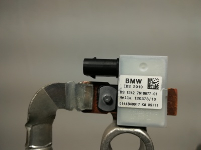 Минусовой провод АКБ BMW 1 E87 61127618677