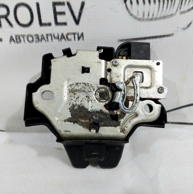 Замок багажника Camry V40 2006-2011    6460033130